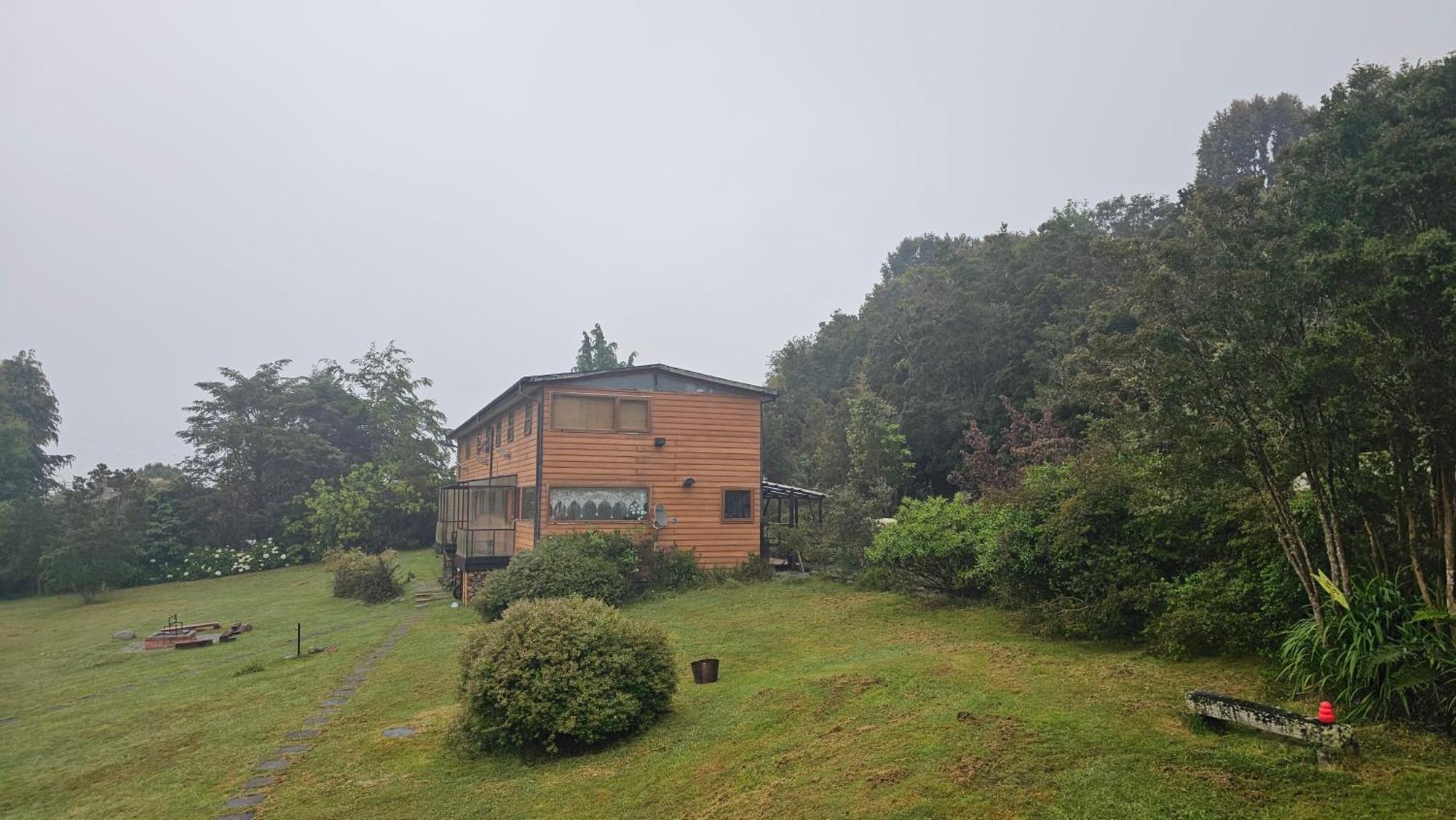 Hostal Hunter Bed & Breakfast Puerto Montt Exterior photo